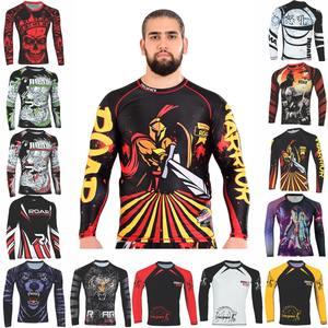 Ensemble de compression respirant personnalisable pour hommes MMA BJJ No Gi Gym Training Grappling Fightwear Rash Guard avec short OEM Pakistan - Product Image 5