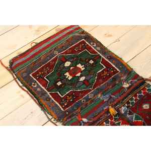 Alfombra pequeña vintage de 1.5x4.5 pies, alfombra turca de lana con lunares rojos - Product Image 4