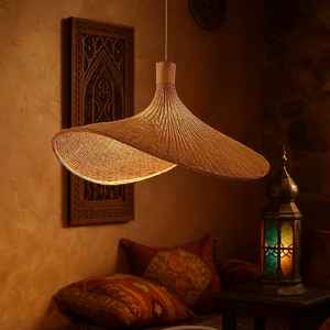 Suspension en bambou naturel léger et durable avec design contemporain pour décorations intérieures modernes - Product Image 3