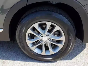 SUV Diesel Automatique San 9 Ta Fe SEL 2025 d'occasion en excellent état, conduite à gauche, sièges en cuir, toit ouvrant panoramique, caméra de recul 360° - Product Image 2