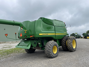 Cosechadora Combinada John Deere 9770 STS Avanzada en Venta: Eficiencia Superior en Combustible, Alta Productividad, Cosechadora de Té, Cosechadora de Maíz - Product Image 6