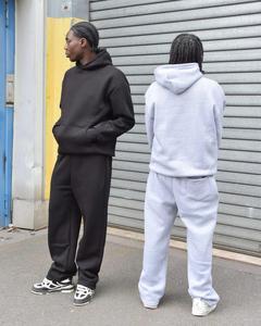 Survêtement en molleton de coton confortable et élégant pour un usage quotidien - Product Image 4