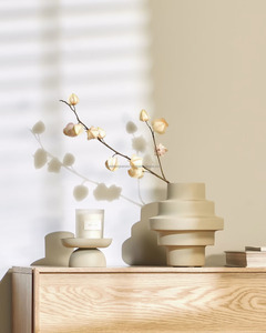 Vase de table en laiton avec finition en métal beige décoratif fleur de fer extérieur maison jardin salon mariage décorations de vacances - Product Image 3