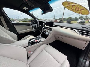 2025 asequible gGen esiss G70 2,5 T AWD - Product Image 5