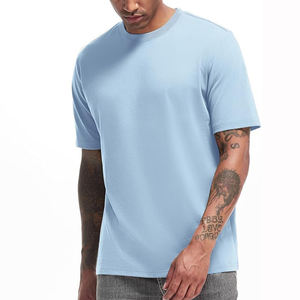 Camiseta ajustada personalizada de poliéster 100% para hombre, tendencia superior para azul cielo, transpirable, ligera, 150 gramos, nuevo diseño - Product Image 1
