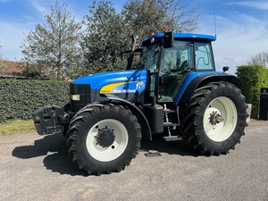 Agricultural Tractor New Holland 120HP Used Tractor Farming Equipment - Product Image 3