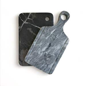 Planche à découper en marbre compacte, idéale pour les petites cuisines, les appartements ou les espaces de comptoir restreints - Product Image 2