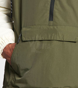 2025 Unisex <b>Lightweight</b> <b>Waterproof</b> Windbreaker <b>Jacket</b> Custom Wholesale Hooded <b>Jacket</b> Fashionable for Unisex Training <b>Jacket</b> - Product Image 3