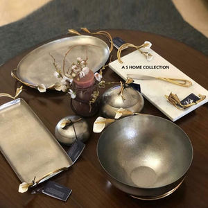 Plateau de service en métal aluminium de haute qualité plaqué argent avec un ensemble de serveurs à prix avantageux, ensembles de vaisselle - Product Image 1