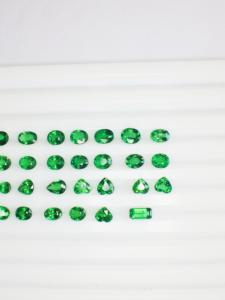 หิน tsworite ธรรมชาติขนาด5*4มม. คุณภาพ AAA ความแวววาวและความคมชัดสูงสีเขียวสดใสและเหมาะสำหรับการทำเครื่องประดับ - Product Image 6