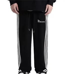 Pantalons de survêtement personnalisés en molleton français droit, décontractés, teints en uni, pour hommes, fabriqués au Pakistan, légers pour le printemps - Product Image 4