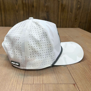 Casquettes de baseball personnalisées à 5 panneaux camouflage, logo en PVC caoutchouc sur patch, découpe laser, imperméables, pour le sport, le golf, visière incurvée - Product Image 3