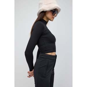 Top Esencial de Poliamida - Product Image 2