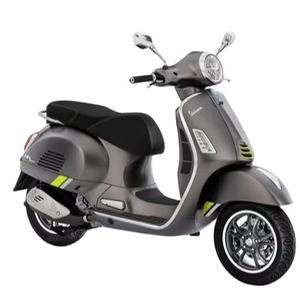Scooter moto rétro Classic Performance GTS 310 SuperTech Euro 5+ EFI / CVT avec écran TFT intelligent, en stock, prêt à la vente - Product Image 1
