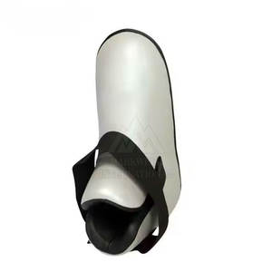 Chaussures de karaté avec logo personnalisé de services OEM de toutes les tailles disponibles/chaussures d'entraînement de karaté Taekwondo d'arts martiaux - Product Image 4