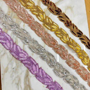 Garniture en dentelle géométrique perlée à la main de haute qualité et élégante pour robes de mariée, de soirée et de mariage, excellente pour les robes de mariée et les vêtements - Product Image 1