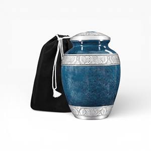Urne commémorative en pierre bleue riche en éclat avec détails gravés en argent pour un souvenir calme et paisible - Product Image 1