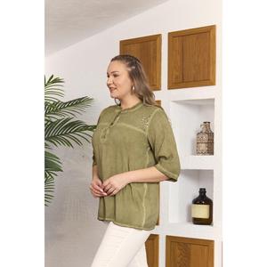 Blusa de Viscosa Color Caqui Talla Grande RMG con Detalle de Cuello con Lentejuelas para Mujer - Blusa de Verano Tejida Cómoda - Product Image 4