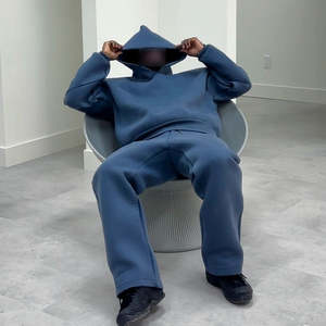 Conjunto Deportivo Personalizado de 2 Piezas para Hombre, Sudadera con Capucha y Pantalones de Chándal de Poliéster de Alta Calidad - Product Image 4