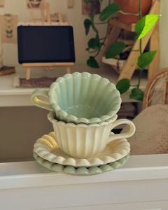 Taza de cerámica de diseño moderno de lujo para el hogar, hotel y restaurante, taza de café y té de mesa de forma redonda de Color blanco - Product Image 6