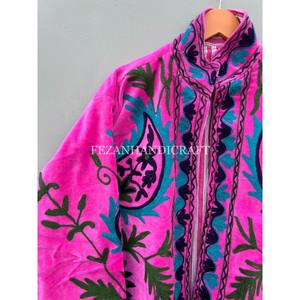 Veste en velours unisexe pour femmes indiennes avec broderie florale col montant doublure en coton pour les fêtes d'automne et d'hiver - Product Image 2