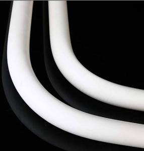 <span class=keywords><strong>Tuyau</strong></span> flexible haute pression résistant à la chaleur et aux UV en <span class=keywords><strong>PVC</strong></span> <span class=keywords><strong>blanc</strong></span>, certifié ISO, à faible coût, en matériau UPVC pour électriciens - Product Image 2