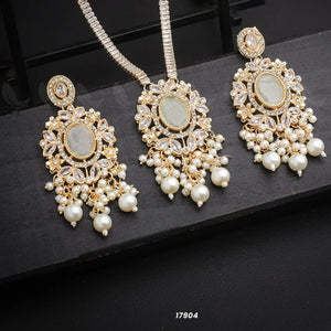 Tendance chaude Superbe ensemble de bijoux plaqué or traditionnel indien et pakistanais parfait pour les mariages, les fêtes et les festivals - Product Image 3