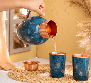 Pichet en cuivre imprimé paon en laiton AK avec 2 verres et couvercle en lot de 3 finis multicolores pour bureau/usage domestique - Product Image 2