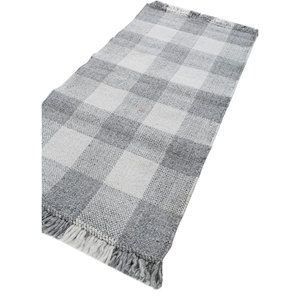 Alfombra Rectangular a Rayas de Estilo Boho Clásico, Tejida a Mano en Poliéster Azul, Marca Indusbar, Modelo PDPL-47, para el Hogar o como Regalo - Product Image 2