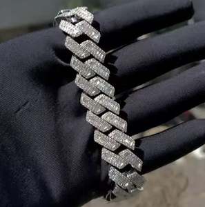 Bracelet à maillons cubains Moissanite de luxe en argent 925 pour hommes Bracelet cubain glacé avec fermoir à boîte Style Hip Hop - Product Image 1