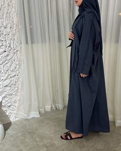 Abaya en lin de luxe personnalisée de qualité supérieure taille libre robe musulmane traditionnelle de Dubaï Turquie vêtements islamiques vente en gros - Product Image 3