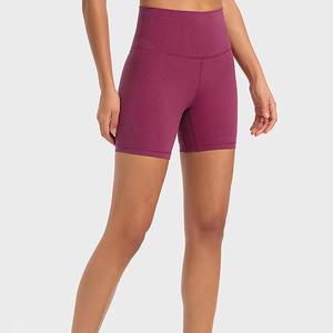 Pantalones cortos de motorista de cintura alta para mujer con logotipo personalizado, pantalones cortos de punto de LICRA de compresión para entrenamiento, gimnasio, yoga, correr - Product Image 1