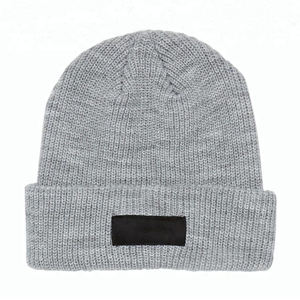 หมวกบีนนี่ผ้าแจ็คการ์ดคุณภาพพรีเมียมขายส่ง 100% อะคริลิก สวมใส่สบาย หมวกผู้ชาย สั่งทำโลโก้ลายตัวอักษรพิมพ์เองได้ - Product Image 1