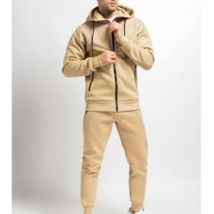 Ensemble de survêtement à logo personnalisé Survêtement pour homme à logo cousu Vêtements de sport pour homme Survêtement décontracté personnalisé pour homme - Product Image 5