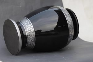 Black Color Cremation Urn for <b>Ashes</b> Adult Handmade for <b>Pet</b> <b>Ashes</b> Burial Container for Human Memorial Funeral Urn - Product Image 2