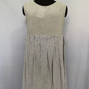 Robe pour femmes au meilleur prix Robe de style occidental faite à la main Bohème disponible en couleurs personnalisées Dernière conception occidentale Robe pour femmes - Product Image 1