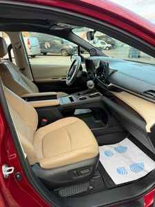 NOUVEAU VÉHICULE 2025 TOYOTA SIENNA 0 KM 8+ PLACES 4 CYLINDRES 399 CV TRANSMISSION AUTOMATIQUE - Product Image 3