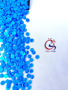 Vente en gros de pierres précieuses en forme de cabochon rond opale blanc-bleu-bleu foncé pour la fabrication de bijoux tailles 3.00-7.00 - Product Image 4