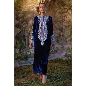 Conjuntos de Trajes para Mujer de Isalina - Product Image 3