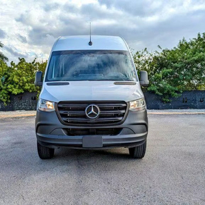 Mercedes-Benz Sprinter 2500 Usada de 2019 con Techo Alto - Product Image 1