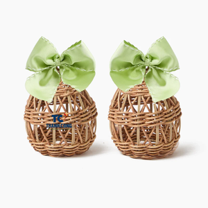 Décoration d'oeufs en rotin à bas prix pour les vacances de Pâques Oeuf tissé en rotin avec nœuds de selle verts - Product Image 1