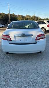 Toyota Camry XLE V6 2011 - Product Image 6