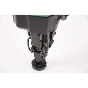 Clavadora angular inalámbrica para acabados, calibre 15, acepta clavos de 1-1/4 a 2-1/2 pulgadas - Product Image 1