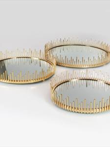 Recién llegado, bandeja de espejo dorado con barras verticales, bandeja de mesa decorativa moderna para Eid y Ramadán a la venta, bandejas de metal Premium - Product Image 2