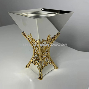 กระถางธูปโลหะเคลือบผงสีขาวออกแบบดอกไม้ทำด้วยมือขนาดใหญ่ธูปตกแต่งแฟนซี - Product Image 4