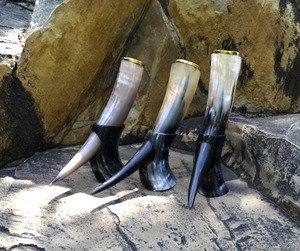 Corne à boire de bière en corne de boeuf de buffle écologique naturel Viking avec support en verre d'agate Design animal poli prix d'usine - Product Image 6