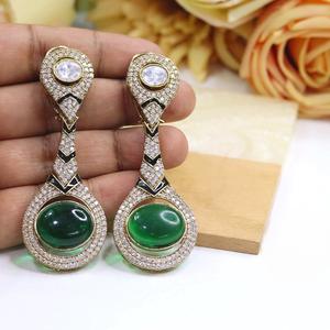 ต่างหูประดับเพชร CZ คุณภาพสูง ดีไซน์หรูหรา ชุบทอง สวยสง่างาม เหมาะสำหรับงานแต่งงานและงานปาร์ตี้ สำหรับผู้หญิงและเด็กผู้หญิง - Product Image 1