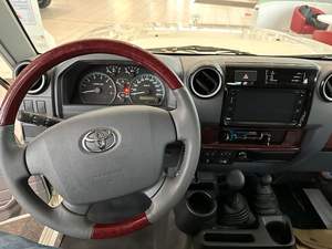 2020 utilizado para Land Cruiser con caja de cambios manual Asientos de cuero interior oscuro ACC Control de crucero - Product Image 6