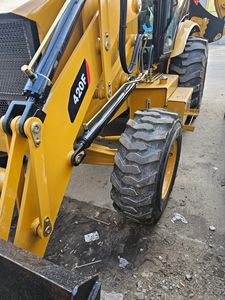 Minicargadora ASV 420 con Tracción en las 4 Ruedas, Motor Diésel Euro5/EPA de Alto Rendimiento, Retroexcavadora Usada con Gran Capacidad de Carga - Product Image 3