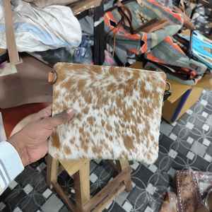 Sac à main et portefeuille unisexe en cuir de vachette naturel de style bohème d'automne, fait à la main, tendance et élégant, en cuir véritable - Product Image 2